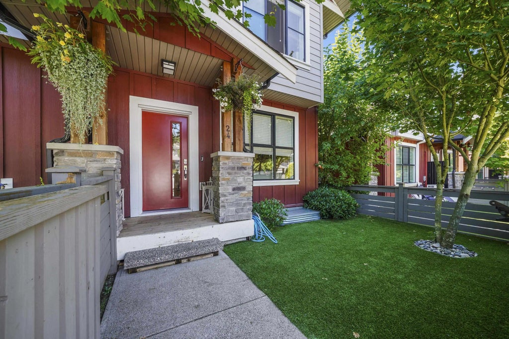 13260 236 Street 24, Maple Ridge