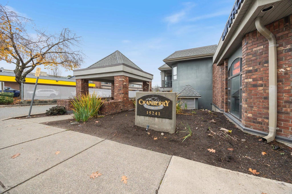 15241 18 Avenue 209, Surrey