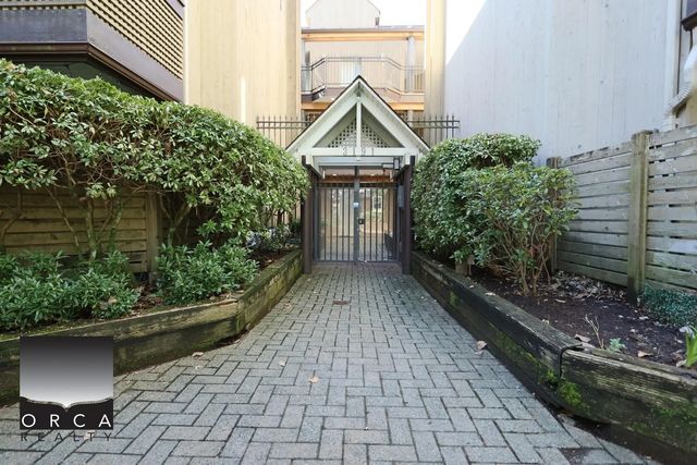 3191 Mountain Highway 202, North Vancouver