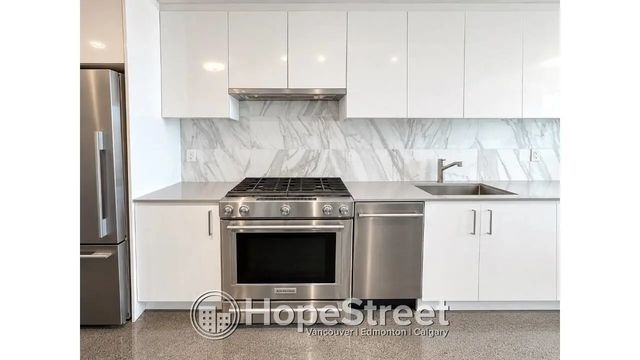 231 East Pender Street 605, Vancouver
