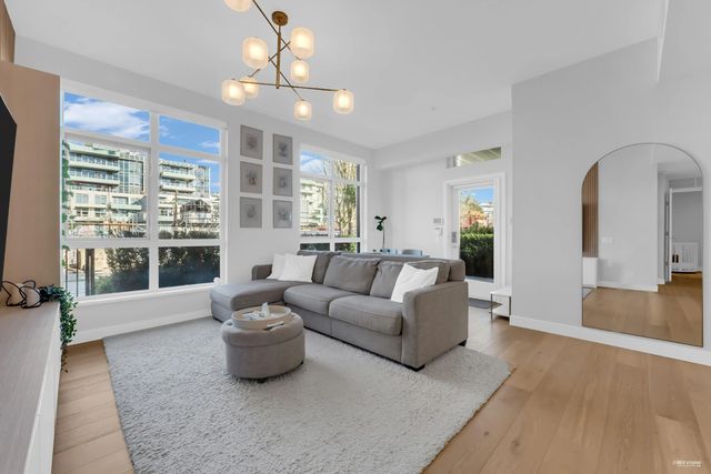 5007 Ash Street 101, Vancouver