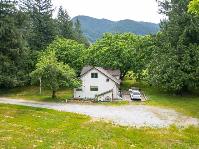 14275 Sylvester Road, Mission