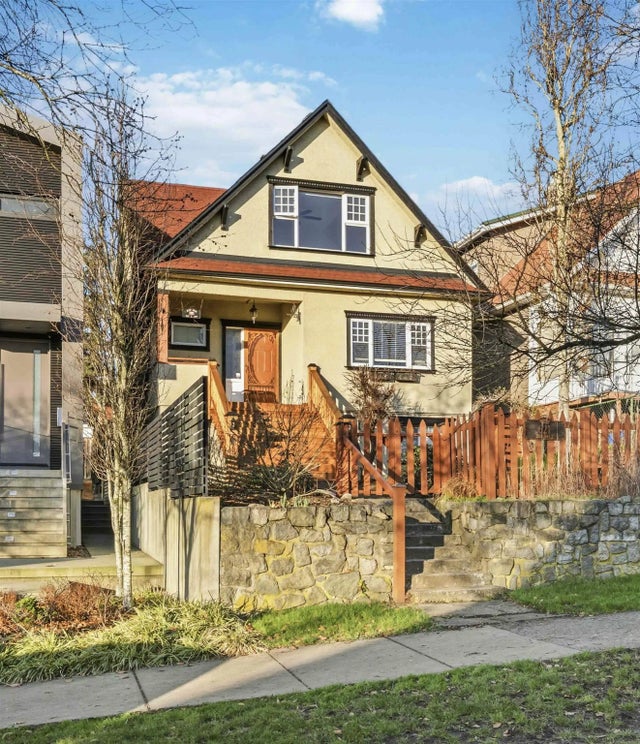 621 E 23rd Avenue, Vancouver