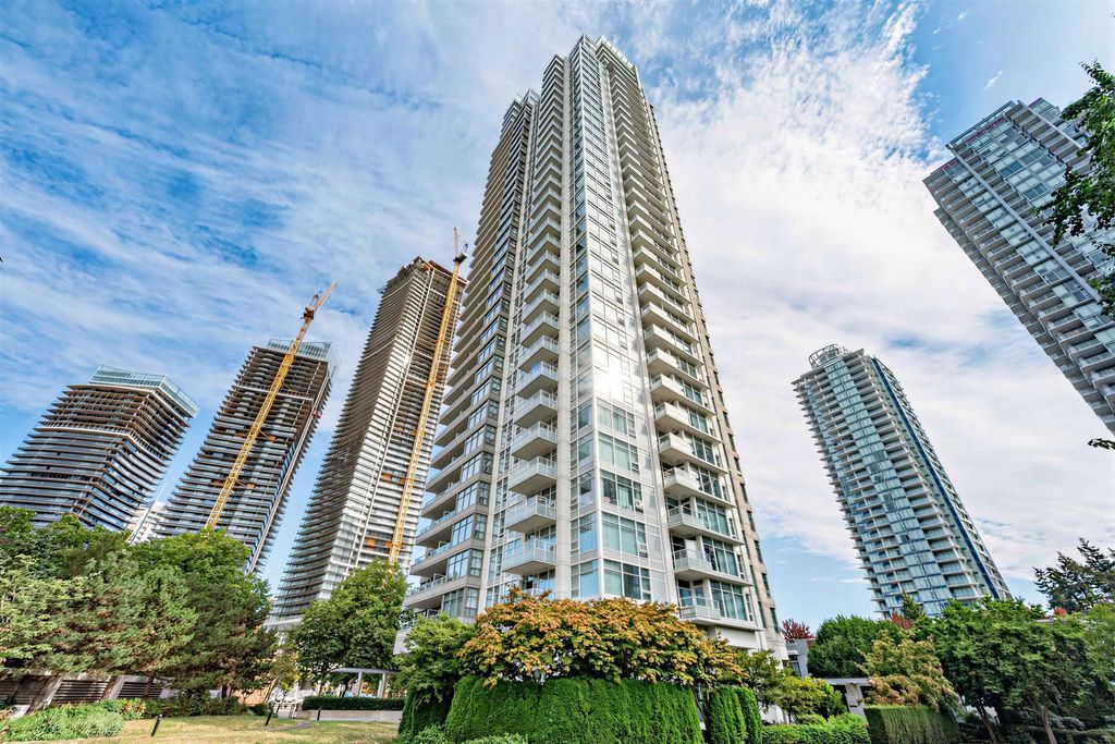 4880 Bennett Street 908, Burnaby