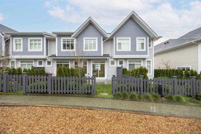 11280 Pazarena Place 1060, Maple Ridge