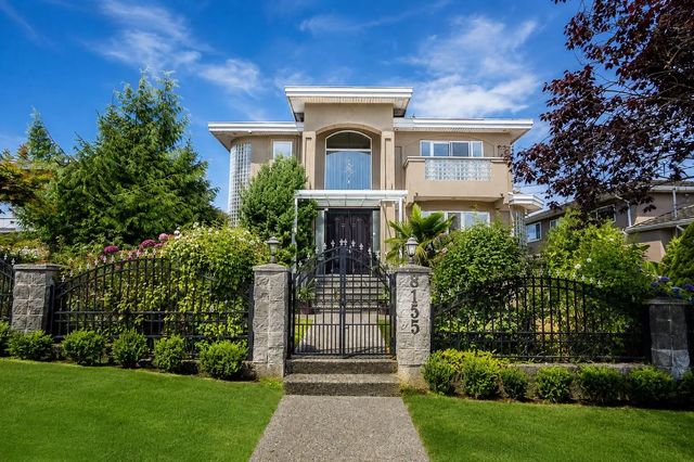 8155 15th Avenue, Burnaby