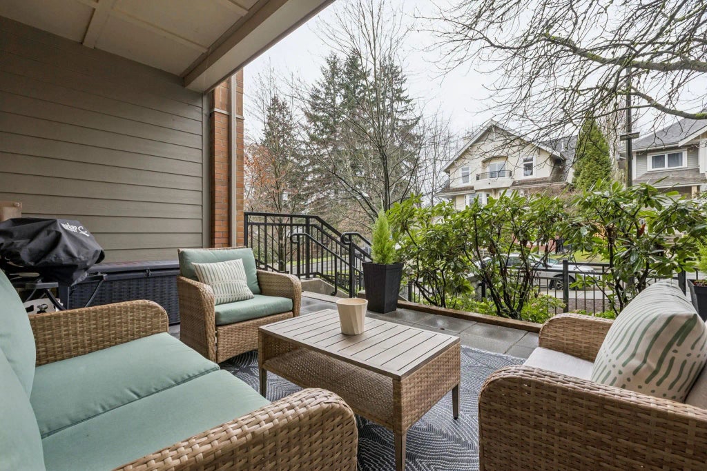 159 W 22nd Street 107, North Vancouver