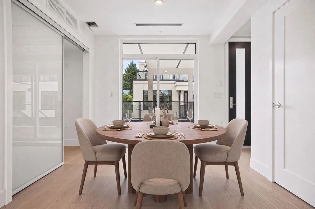 578 W 24 Avenue 202, Vancouver