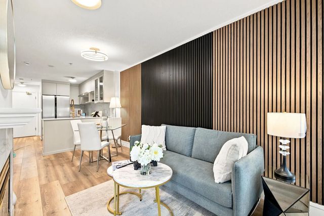 12160 80 Avenue 406, Surrey