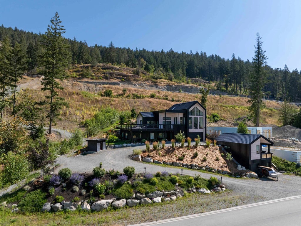 7676 Cerulean Drive, Pemberton