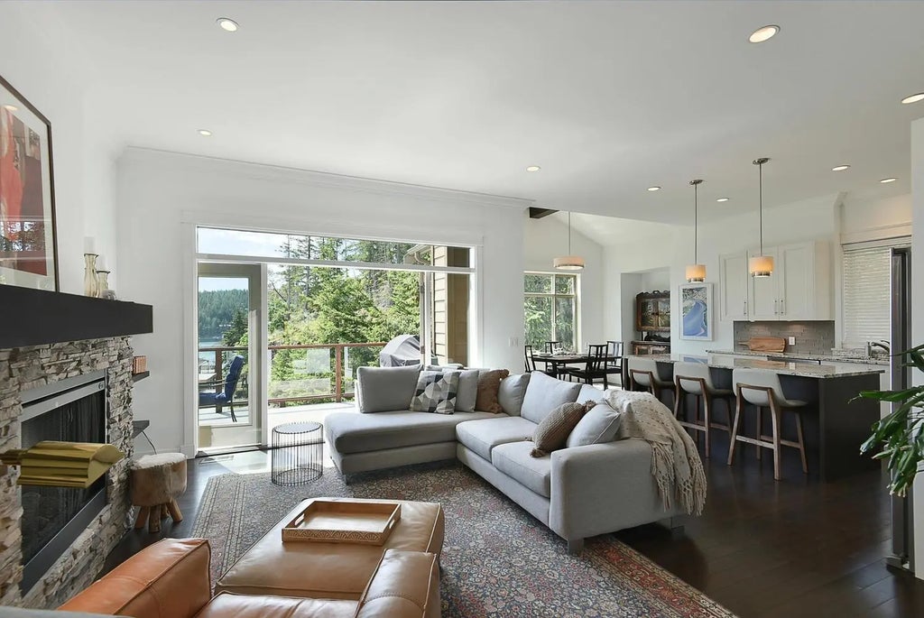 4622 Sinclair Bay Road 39, Garden Bay