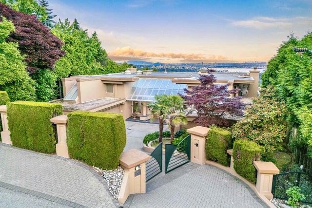 848 Eyremount Drive, West Vancouver