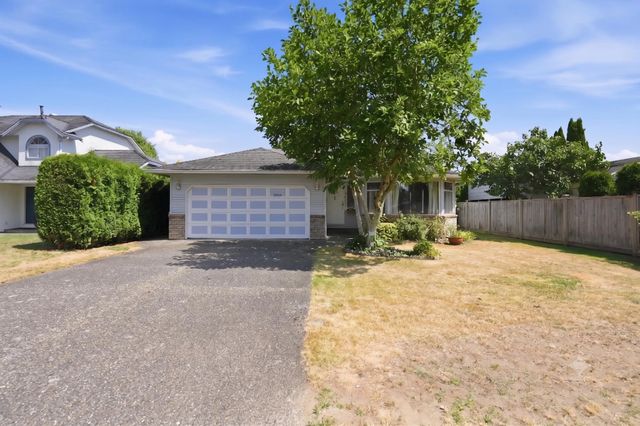 5088 207 Street, Langley