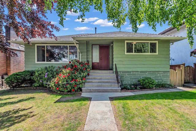 580 W 64th Avenue, Vancouver