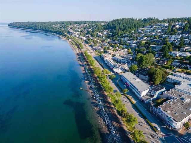 14881 Marine Drive 110, White Rock