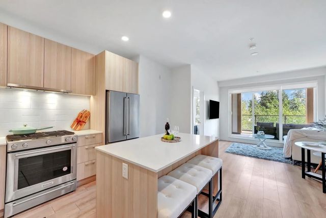 741 Anskar Court 510, Coquitlam