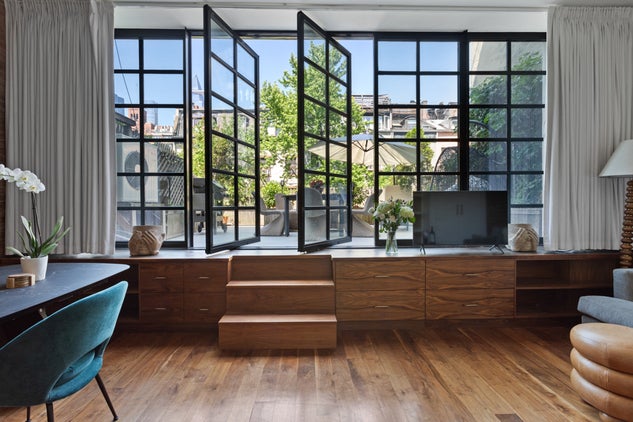 1 of 1 - 405 West 21st Street 2r, Chelsea, NY