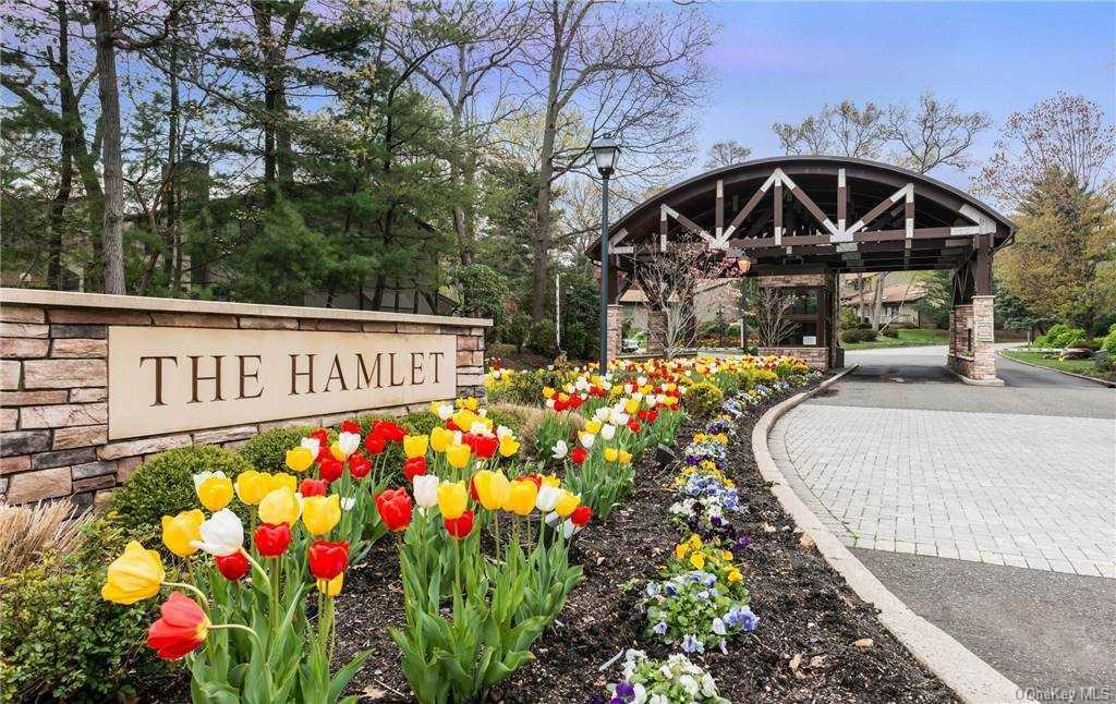 1 of 1 - 278 Vista Drive, Old Westbury, NY