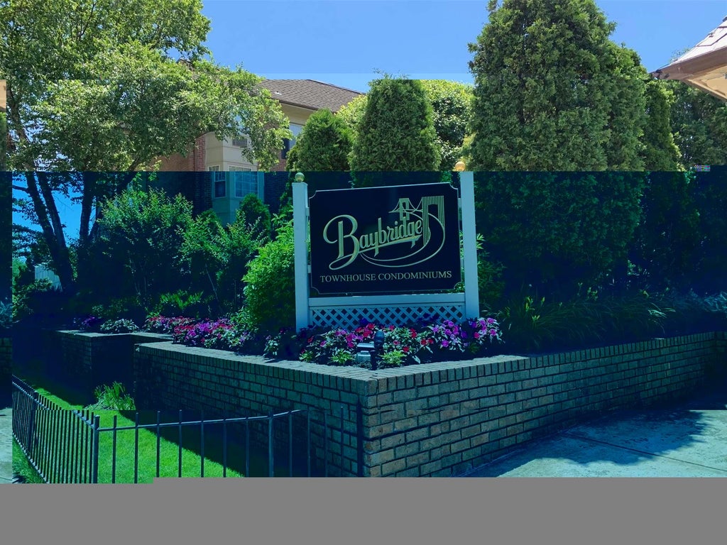 1 of 1 - 205-64 Brian Crescent 33u, Bay Terrace, NY