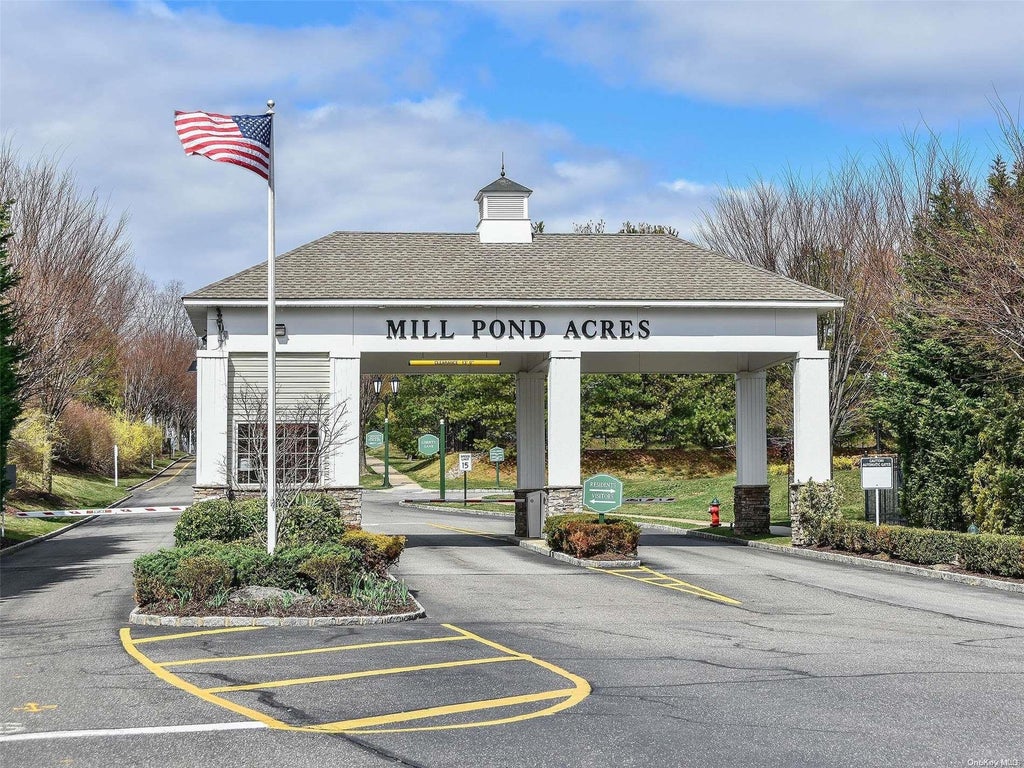 1 of 1 - 40 Miro Place 40, Port Washington North, NY