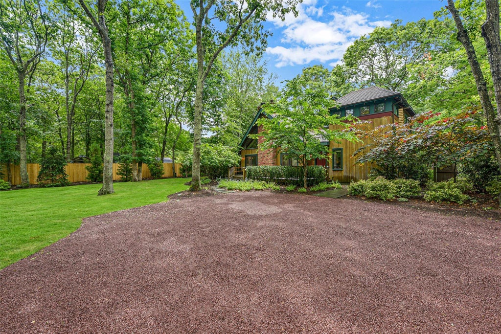1 of 1 - 150 Copeces Lane, East Hampton Springs, NY