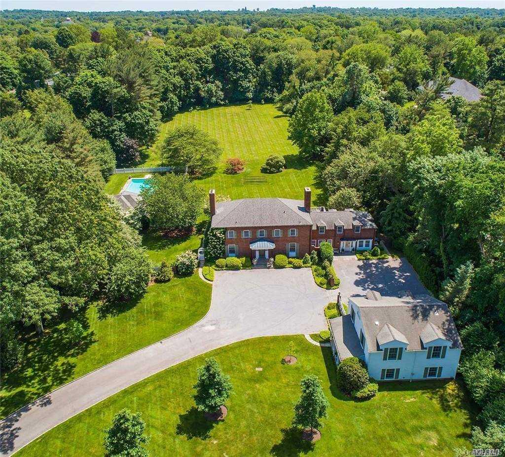 1 of 1 - 21 Hoaglands Lane, Old Brookville, NY