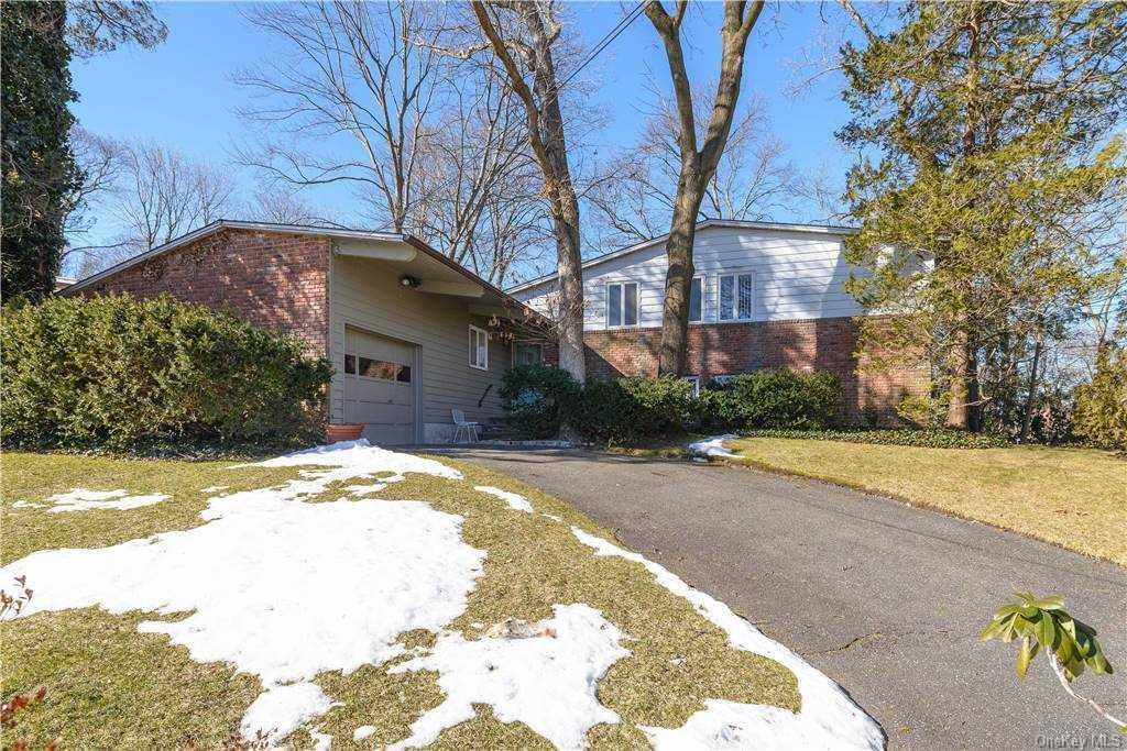 1 of 1 - 51 Gabriele Drive, East Norwich, NY