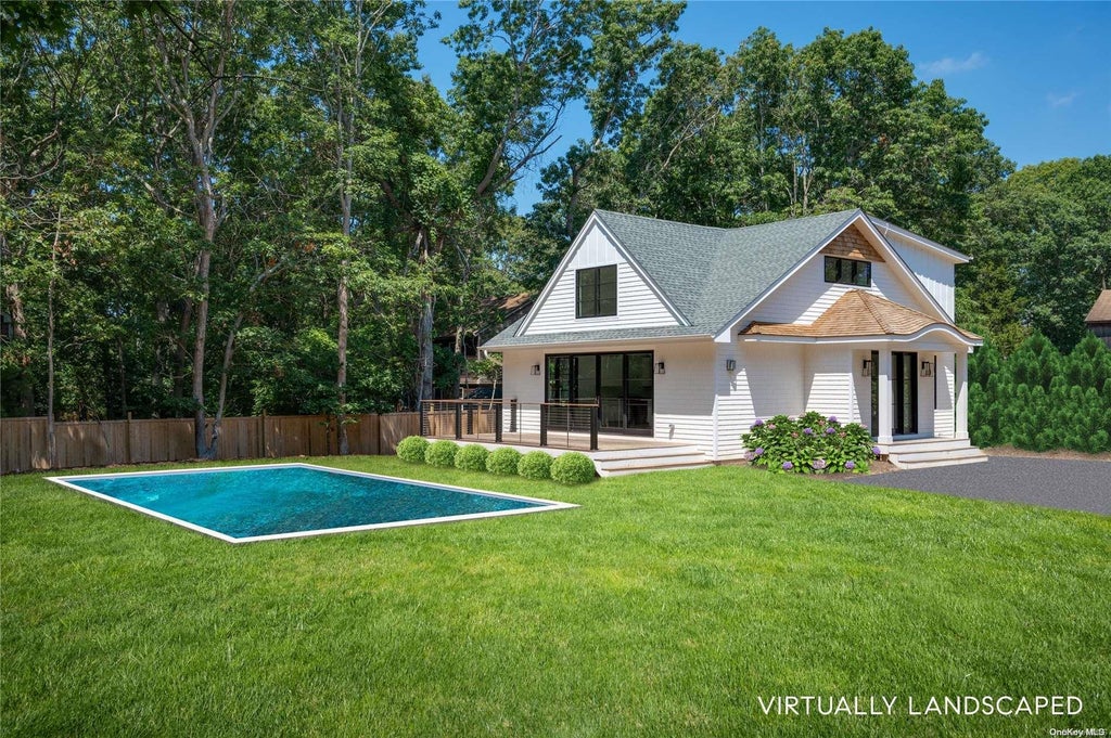 1 of 1 - 19 6th Street, East Hampton Springs, NY