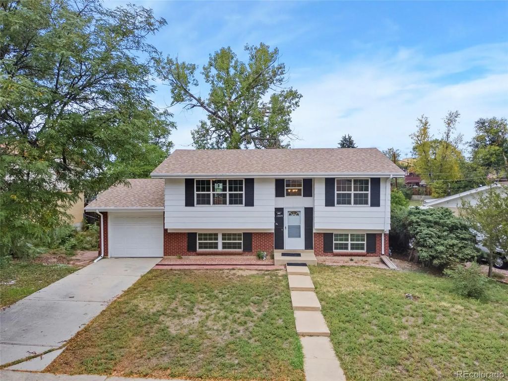15373 E 10th Avenue, Aurora