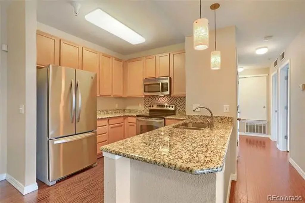 804 Summer Hawk Drive 4203, Longmont