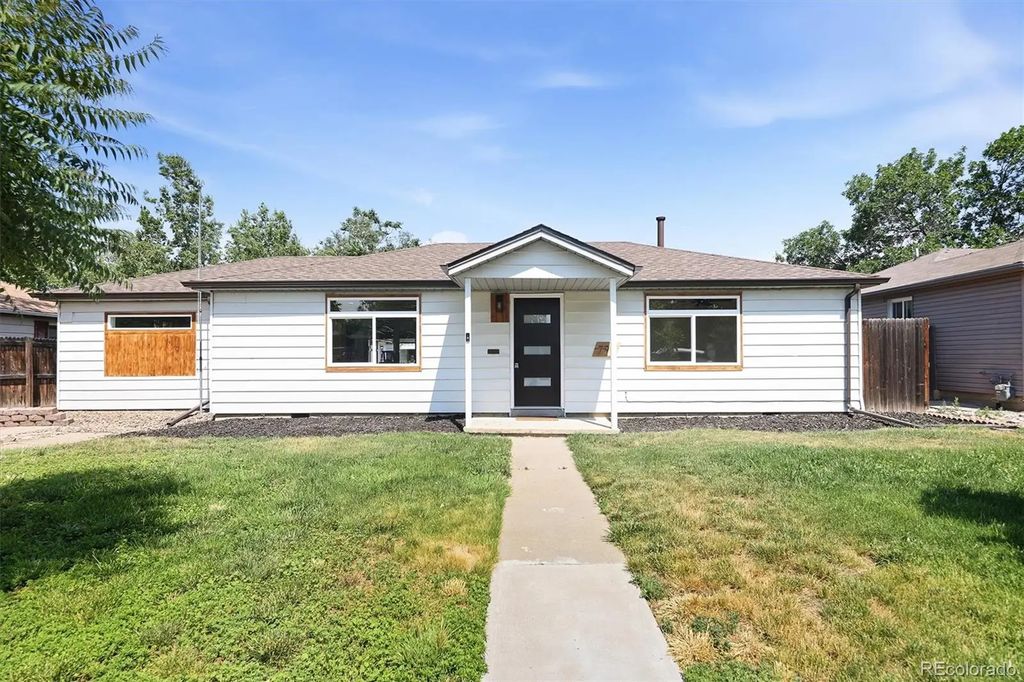 794 Galena Street, Aurora