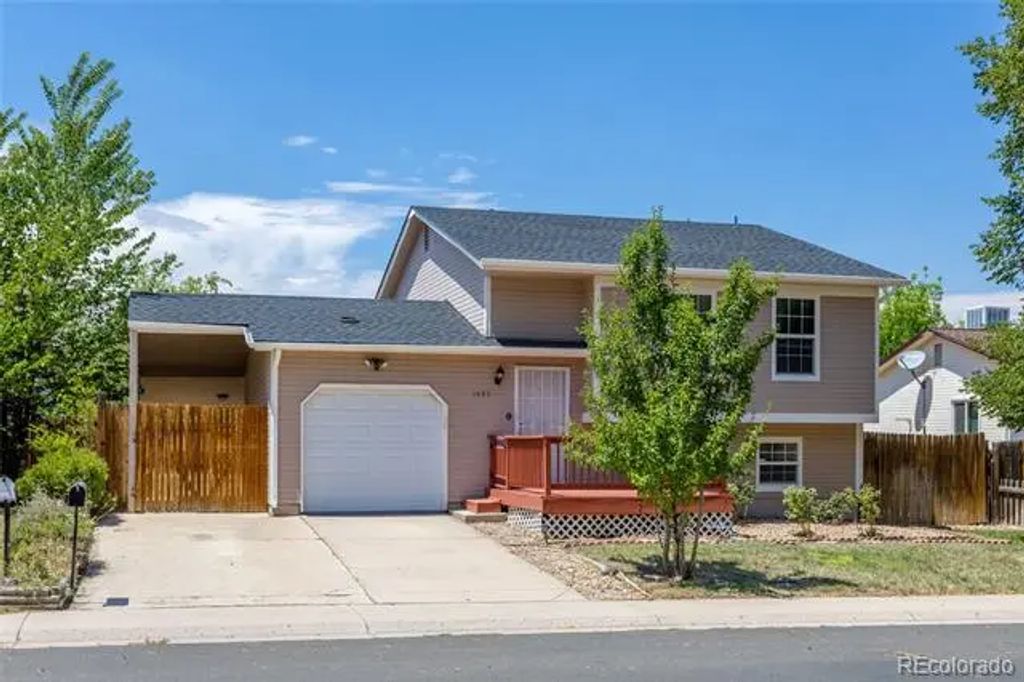 1495 S Biscay Court, Aurora