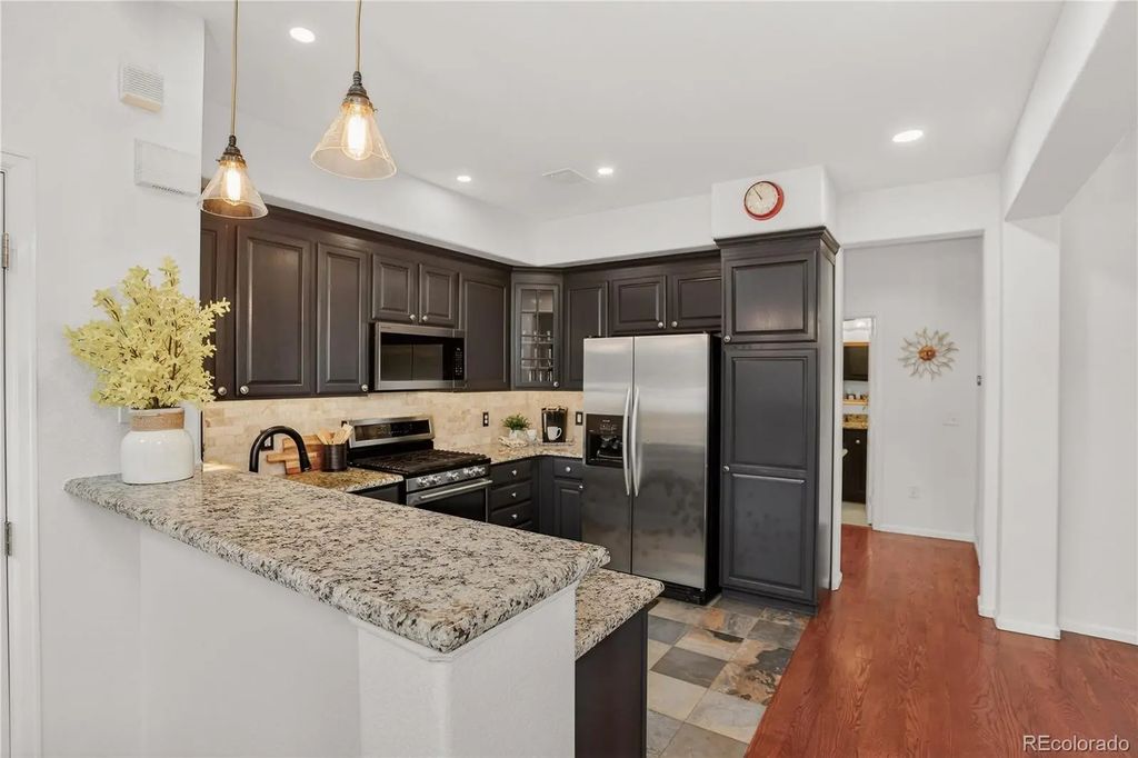 3851 Stonebrush Drive 11c, Littleton