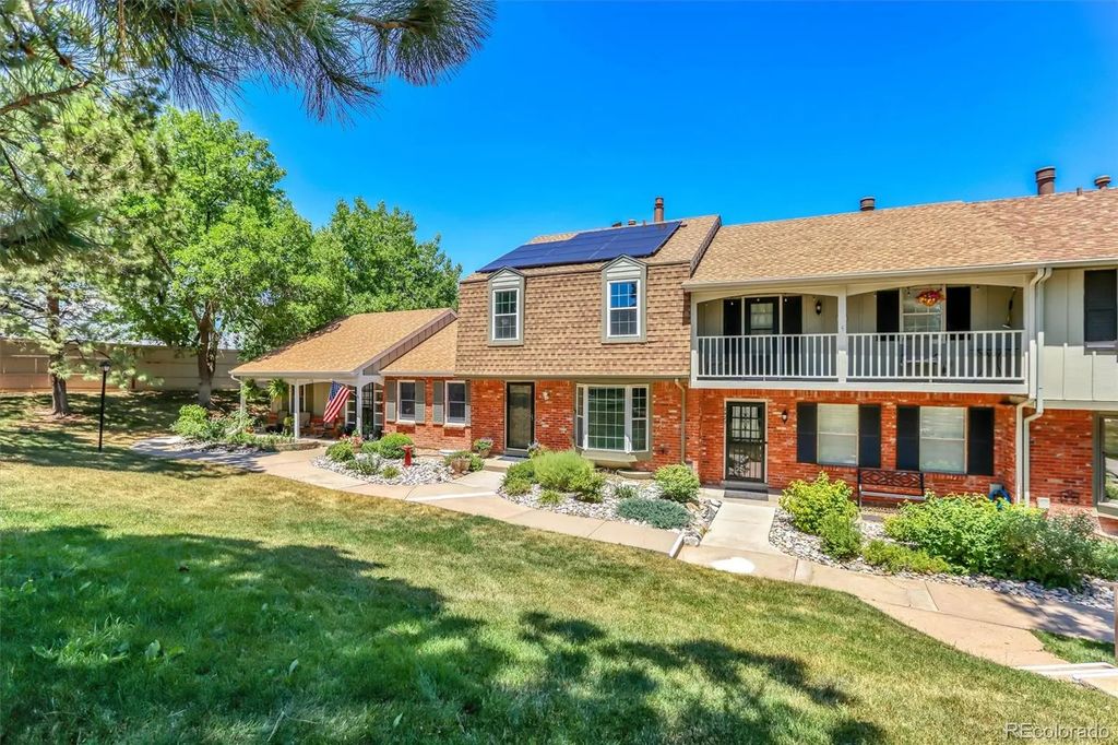 2433 E Fremont Court, Centennial