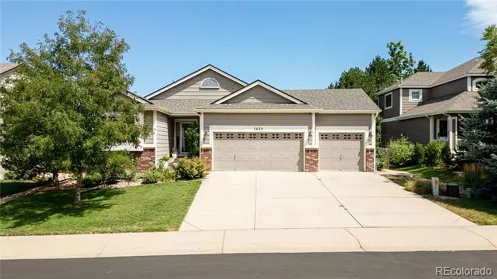1625 Pintail Court, Johnstown