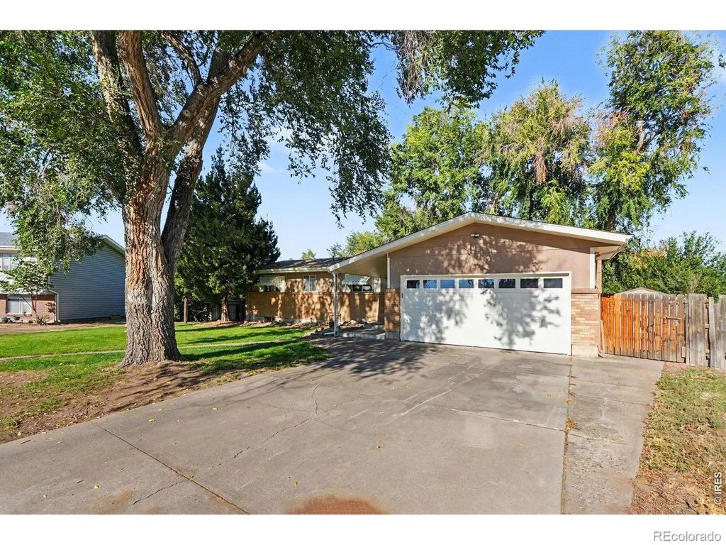 702 Harp Court, Greeley
