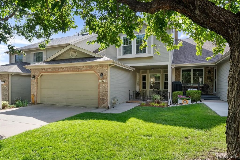 1576 E Nichols Circle, Centennial