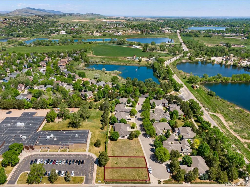 219 Medina Court, Loveland