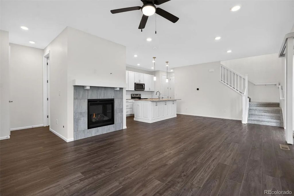 6050 N Netherland Court, Aurora
