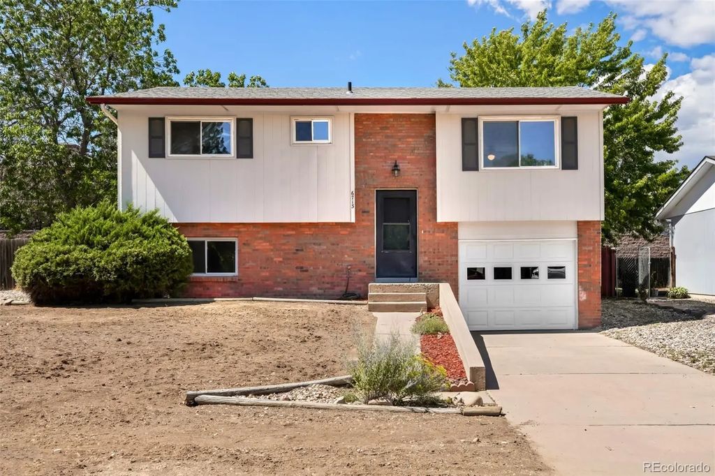 6713 Debra Drive, Fort Collins