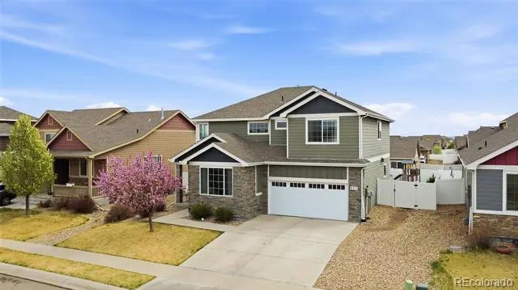 627 Gore Range Drive, Severance