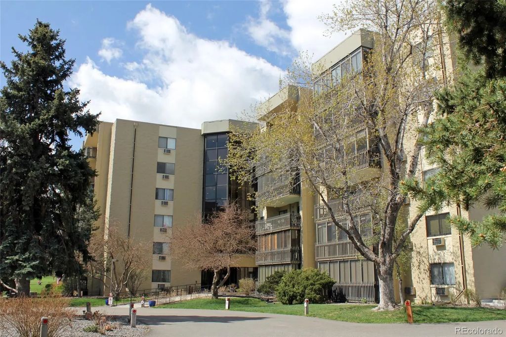 14000 E Linvale Place 310, Aurora