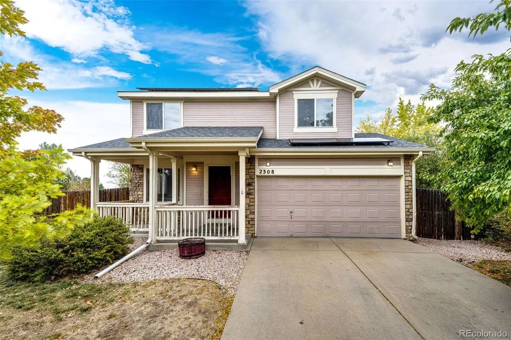 2308 S Genoa Way, Aurora