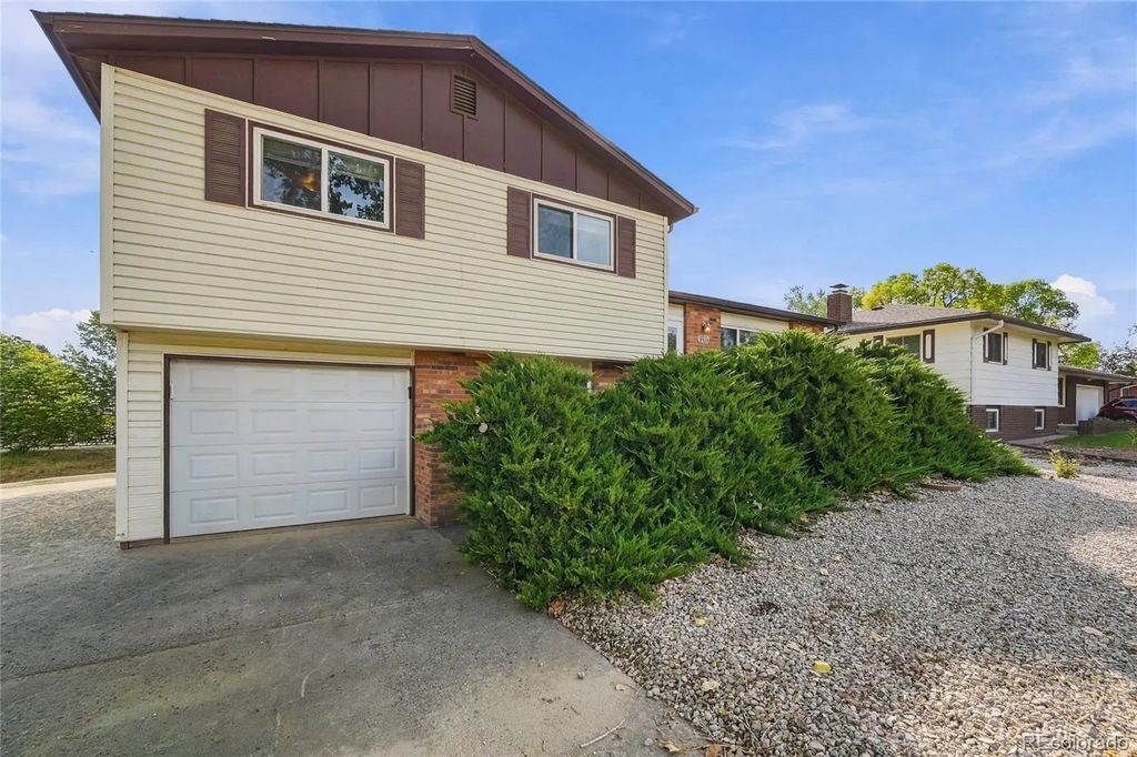 2404 Van Buren Avenue, Loveland