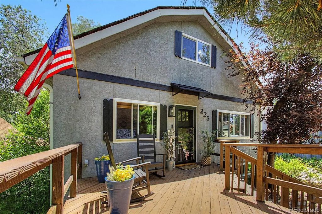 225 N Cedar Street, Colorado Springs