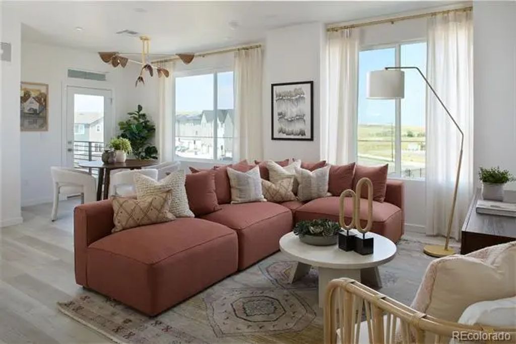 11940 Soprano Circle 204, Lone Tree