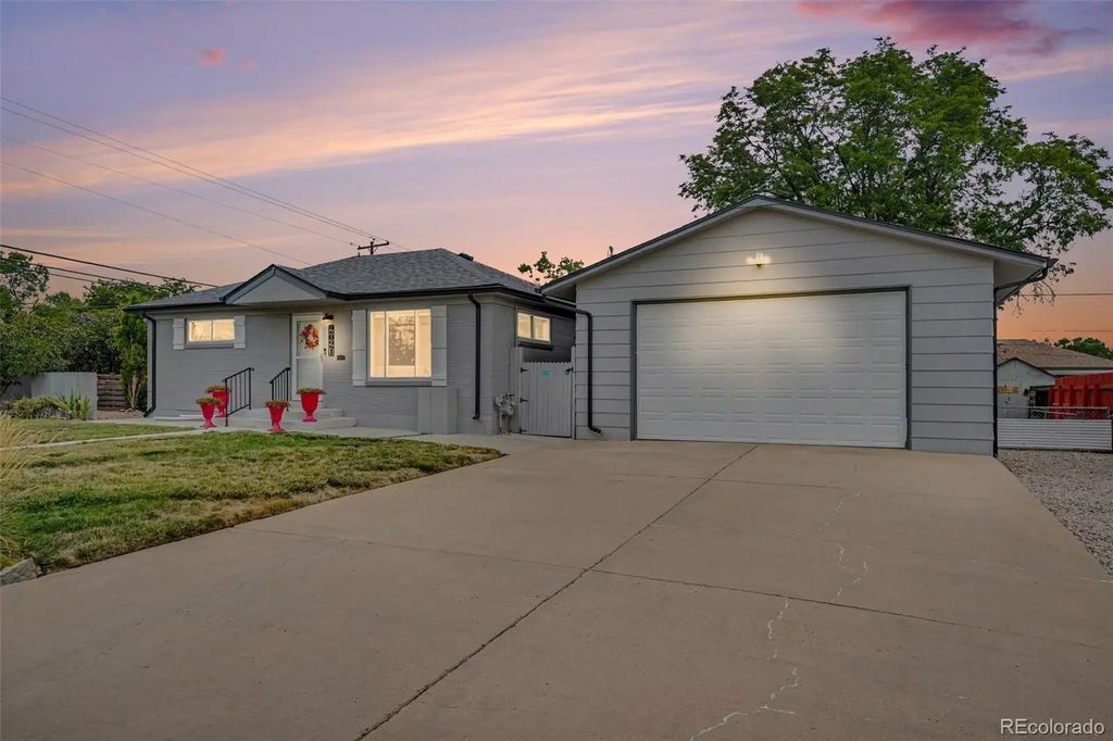2021 E 112th Place, Denver