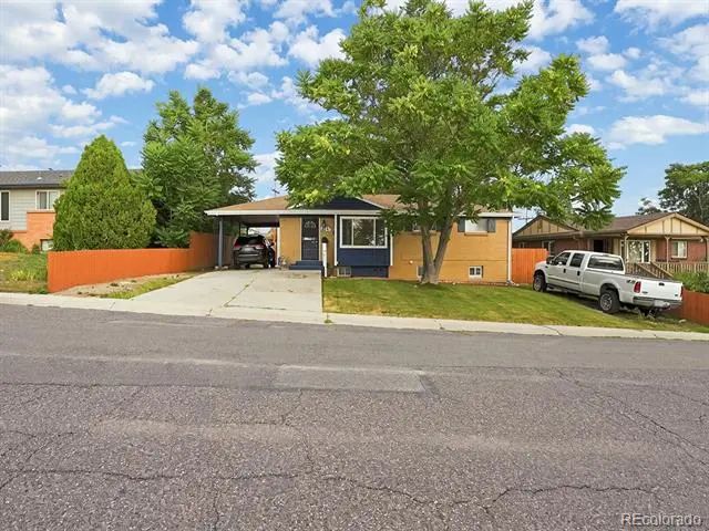 8671 Hopkins Drive, Denver