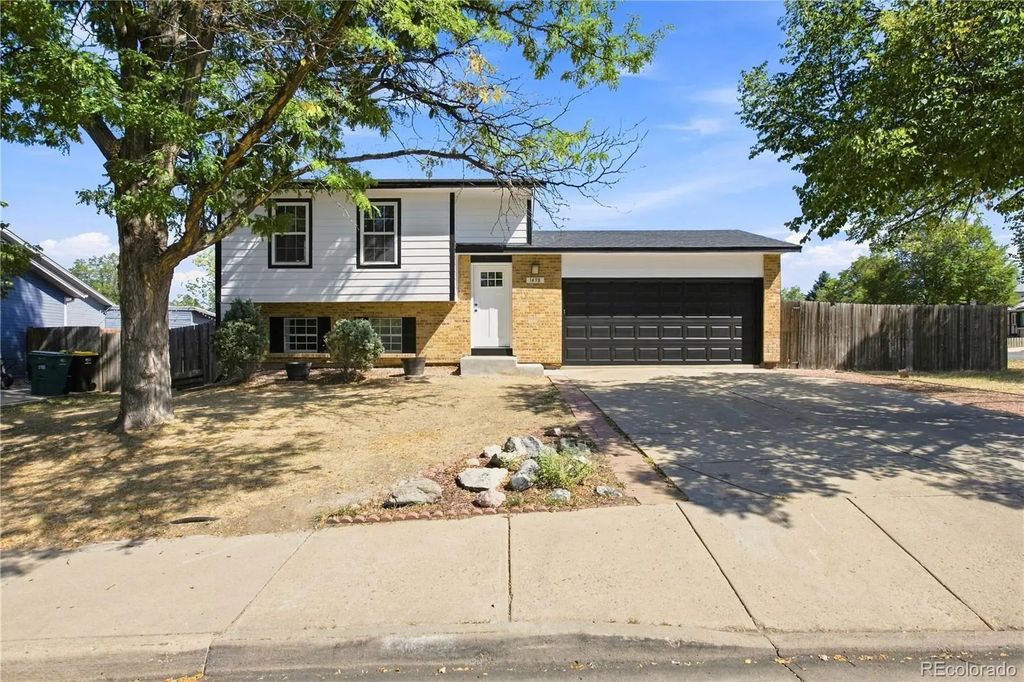 1498 S Bahama Street, Aurora