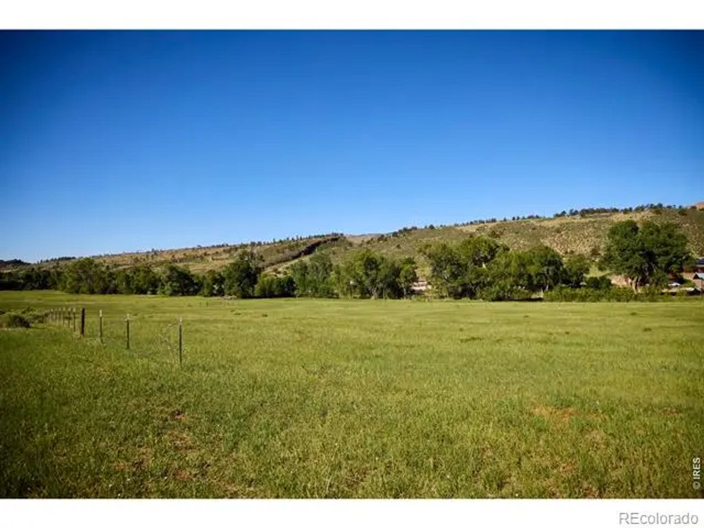 10050 Buckhorn Ridge Way, Loveland